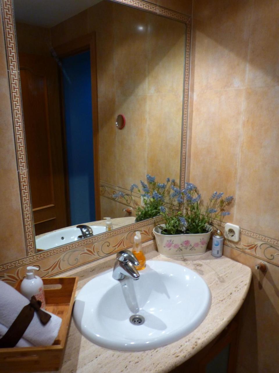 Apartamento Saray Apartment San Sebastian de los Reyes Bagian luar foto
